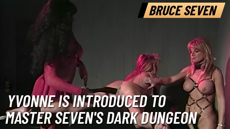 BRUCE SEVEN - Yvonne jest wprowadzona do Dark Dungeon Mistrza Siedem
